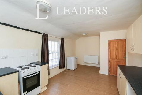 2 bedroom flat to rent, Market Place, Donington, PE11