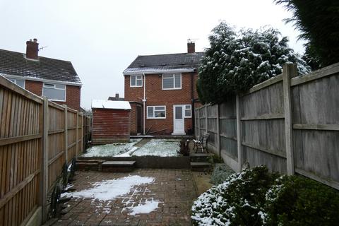 2 bedroom semi-detached house to rent, Chantrey Avenue, Chesterfield