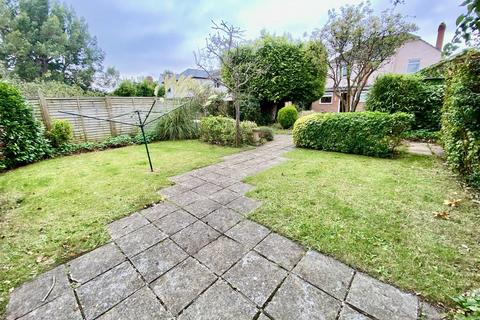 3 bedroom detached house for sale, Broome Manor Lane, Swindon SN3