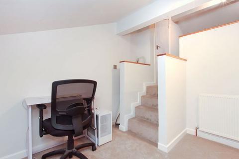11a Puller Road, Hemel Hempstead, HP1 1QL