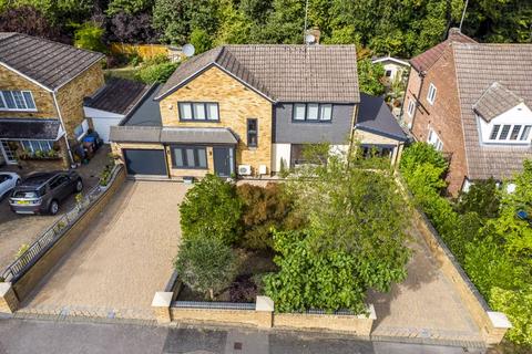 4 bedroom detached house for sale, Bradgate, Cuffley EN6