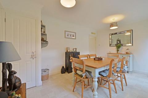 48 Midway Drive, Truro, TR1 1NQ