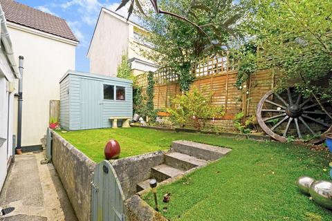 48 Midway Drive, Truro, TR1 1NQ