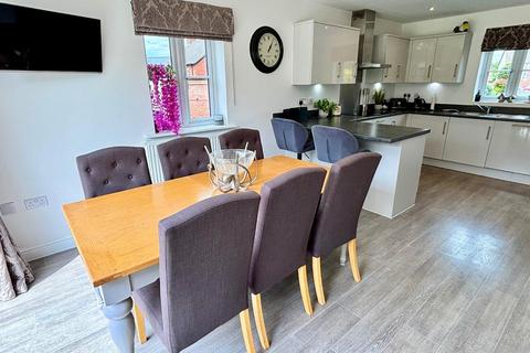 10 Cowslip Close, Wootton, Northampton, NN4 6NF