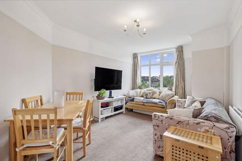 107 Speer Road, Thames Ditton, KT7 0PT