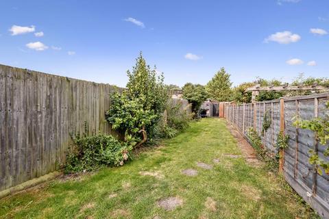 107 Speer Road, Thames Ditton, KT7 0PT
