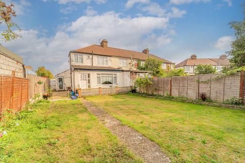 3 bedroom terraced house for sale, Nightingale Road, Edmonton