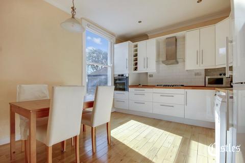 4 bedroom apartment for sale, Old Park Road, Palmers Green, N13