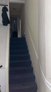 1 bedroom in a flat share to rent, Room to let in Edgware