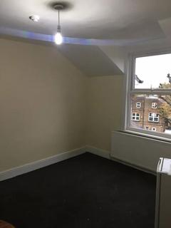 1 bedroom in a flat share to rent, Room to let in Willesden Green