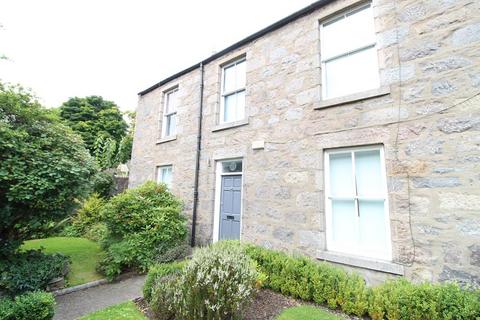 2 bedroom flat to rent, Don Street, Old Aberdeen, AB24