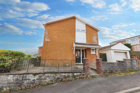 4 bedroom detached house for sale, Landare, Aberdare CF44