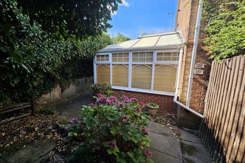 20 Ascot Close, Birmingham, B16 9EY