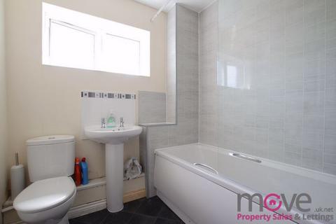 1 bedroom in a house share to rent, Pinewood Drive, Cheltenham GL51