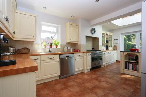 4 bedroom property for sale, Baring Road, Hengistbury Head, Bournemouth