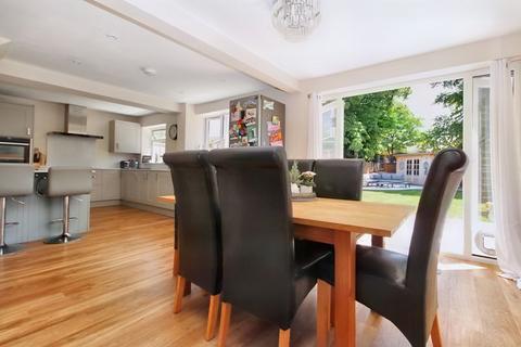 4 bedroom detached house for sale, CHRISTCHURCH