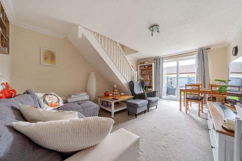 2 bedroom end of terrace house for sale, Avocet Way, Bicester OX26