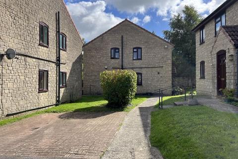 2 bedroom apartment for sale, Knights Court, Frome