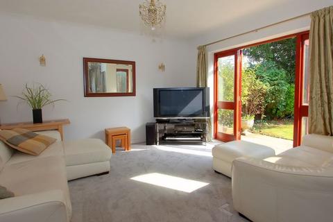 3 bedroom detached house for sale, Laurel Road, Chalfont St Peter