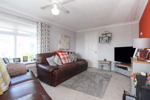 2 bedroom park home for sale, Woodland Drive, Bedford MK45