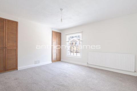 3 bedroom property to rent, East Terrace, Gravesend DA12