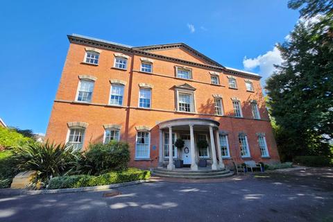 2 bedroom apartment to rent, Cameo Drive, Stourbridge DY8