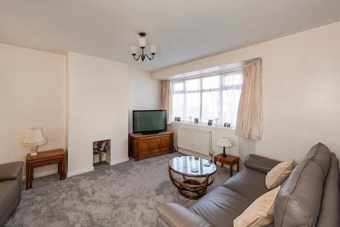 3 bedroom semi-detached house for sale, Avenue Road, Bexleyheath, DA7