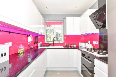 14 Woodside Lane, Bexley, DA5 1JL