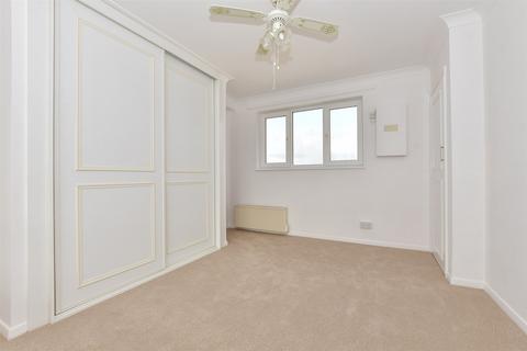 1 bedroom flat for sale, The Gateway, Dover, Kent