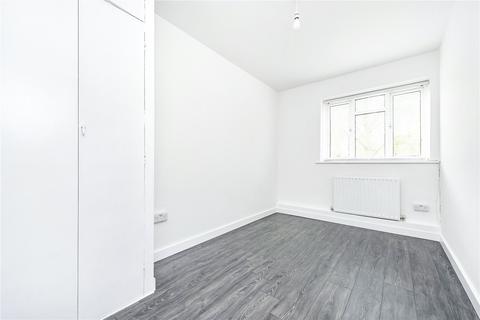 2 bedroom flat to rent, Valentine House, Rodenhurst Road, London, SW4