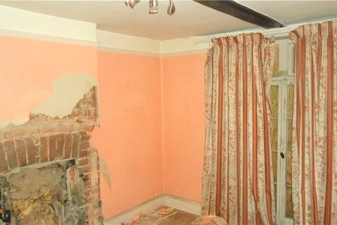 2 Lansdowne Road, Bedford, MK40 2BU