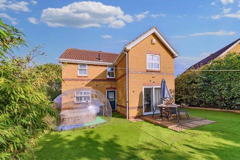 4 bedroom detached house for sale, Bedford MK42