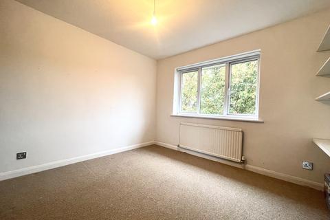 3 bedroom end of terrace house to rent, Cygnet Court, Fareham PO16