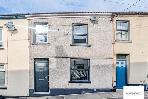 3 bedroom terraced house to rent, Mount Terrace, The Quar, Merthyr Tydfil, Merthyr Tydil, CF47 8TW