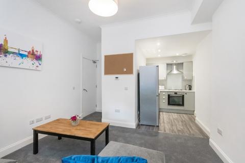 1 bedroom flat to rent, Caledonian Place, Edinburgh, EH11