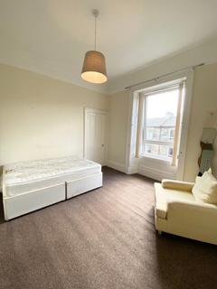 4 bedroom property to rent, Ferry Road, Ferry Road, Edinburgh, EH6