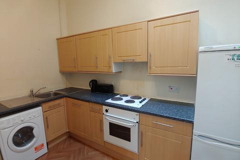 4 bedroom flat to rent, Haymarket Terrace, West End, Edinburgh, EH12