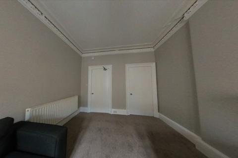 2 bedroom flat to rent, Cathcart Place, Edinburgh, EH11