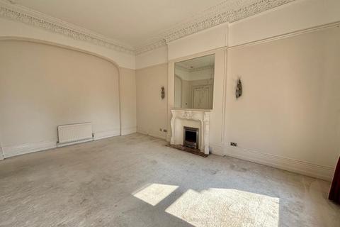 2 bedroom apartment to rent, Church Road, Hove, BN3 2FA