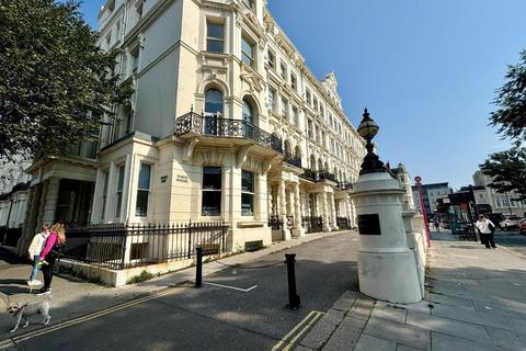 2 bedroom apartment to rent, Church Road, Hove, BN3 2FA