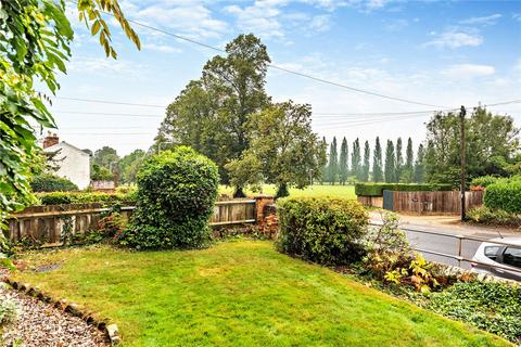 4 bedroom semi-detached house for sale, Greenham Road, Newbury, Berkshire, RG14