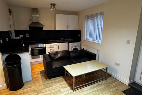 1 bedroom flat to rent, Lewis Drive, Newcastle upon Tyne NE4