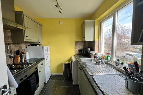 2 bedroom apartment to rent, Hillview Road, Minehead, Somerset, TA24