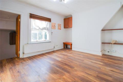 2 bedroom apartment to rent, St. James's Road, Croydon, CR0