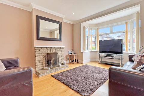 3 bedroom semi-detached house for sale, Slough SL3