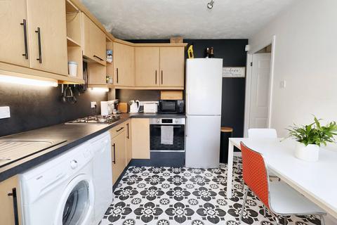 3 bedroom end of terrace house for sale, Mosse Gardens, Chichester PO19