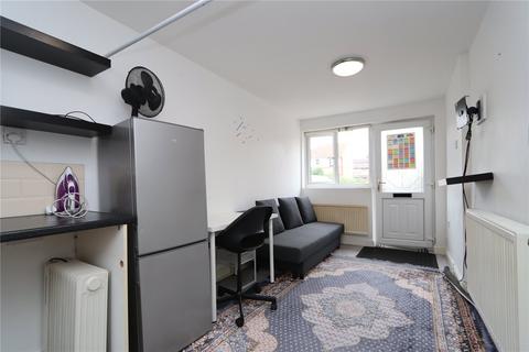 1 bedroom apartment to rent, Kirkstall Place, Oldbrook, Milton Keynes, Buckinghamshire, MK6