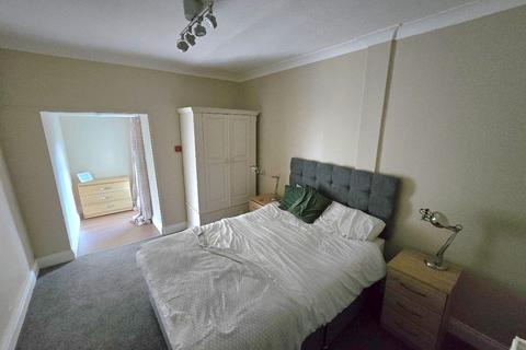 2 bedroom apartment to rent, Basement Flat,  Roker Terrace, Sunderland