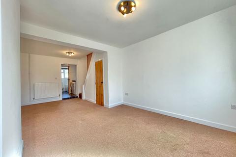 2 bedroom end of terrace house to rent, Station Road, Sevenoaks TN15