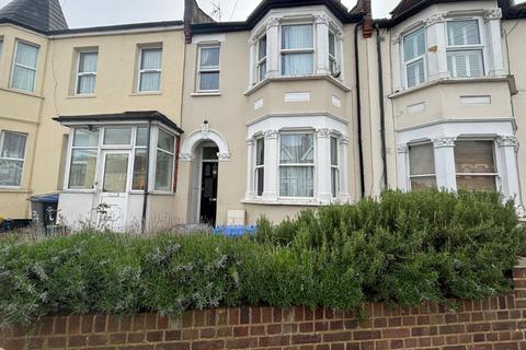 House share to rent, Litchfield Gardens, London NW10